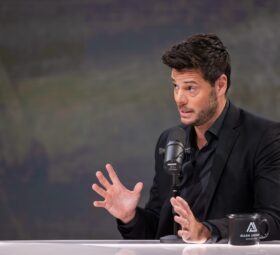 “ From Soldier to Storyteller: How Yair Pinto Brings Light from Jerusalem”- with Marco Derhy